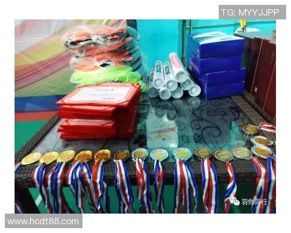 激情飞扬的泳道征程 激战泳池赛场 勇者争锋挑战自我